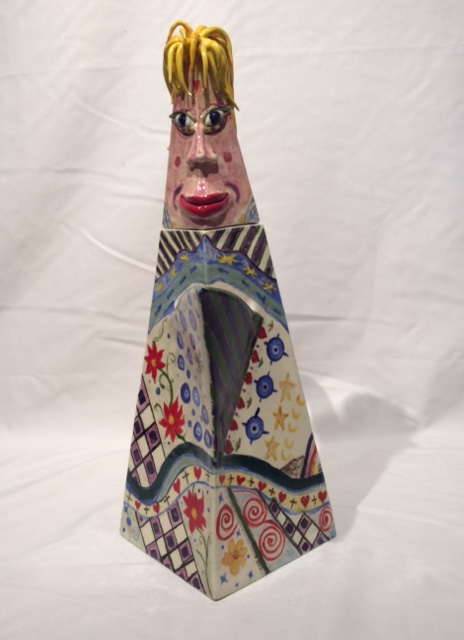 Mad Hatter's Wife teapot front